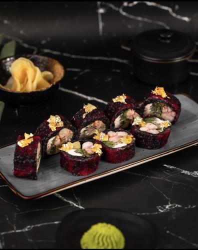 Red Black Ebi Caleforniya Roll 